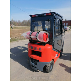 Газ/Бензиновый погрузчик Heli 1.5 т с кабиной