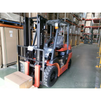 Вилочный электрический погрузчик Toyota 3.5т