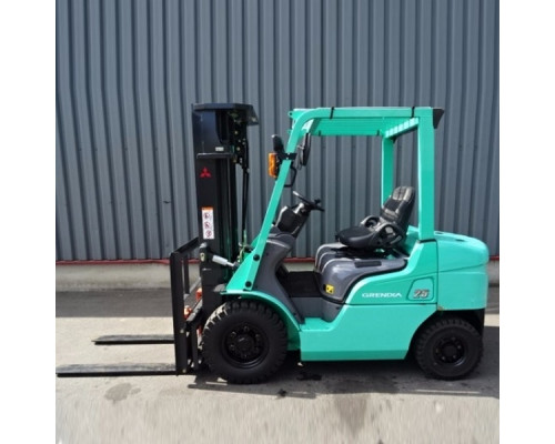 Погрузчик вилочный Mitsubishi FD25NT в аренду