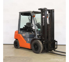 Погрузчик вилочный Toyota FDF20 V3000 в аренду