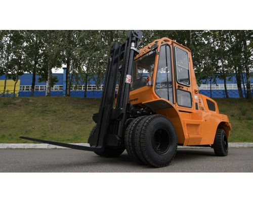 Вилочный дизельный погрузчик АМКОДОР 451А