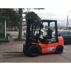 Погрузчик Heli 2.5т