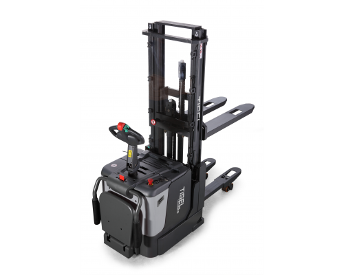 Самоходный штабелер ESi20 DX320 EPS