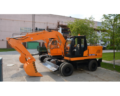 Экскаватор пневмоколесный EW-1400А