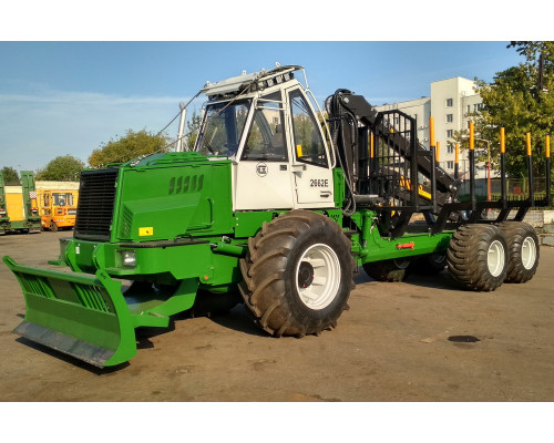 Форвардер АМКОДОР 2662Е