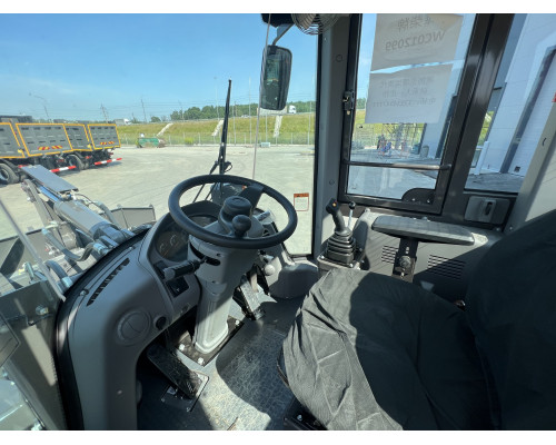 Фронтальный погрузчик WL836H