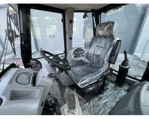 Экскаватор - погрузчик WLB468-II