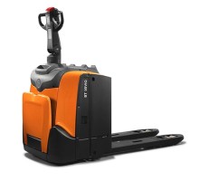 Электрическая тележка с платформой Toyota LPE200, 2.0 т