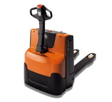 Электрическая тележка Toyota LWE200, 2.0 т